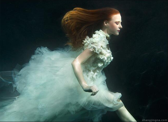 Motherland Chronicles #39 - Underwater by Zhang Jingna